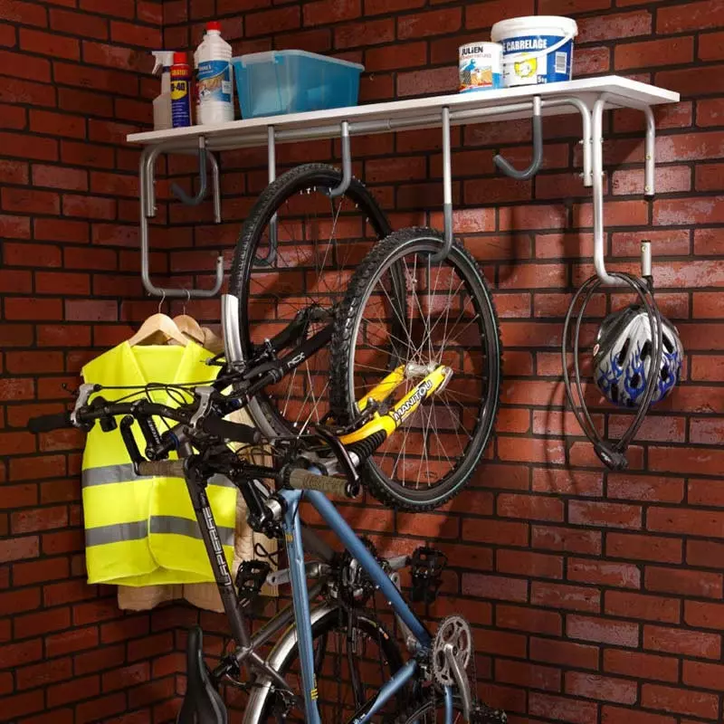 Crochet mural pour suspendre 2 vélos. Accroche vélo en acier et