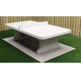 Table ping-pong en béton avec coins arrondis