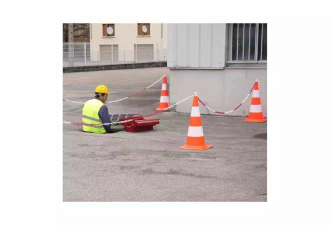 Cônes de chantier + chaîne - Kit balisage express