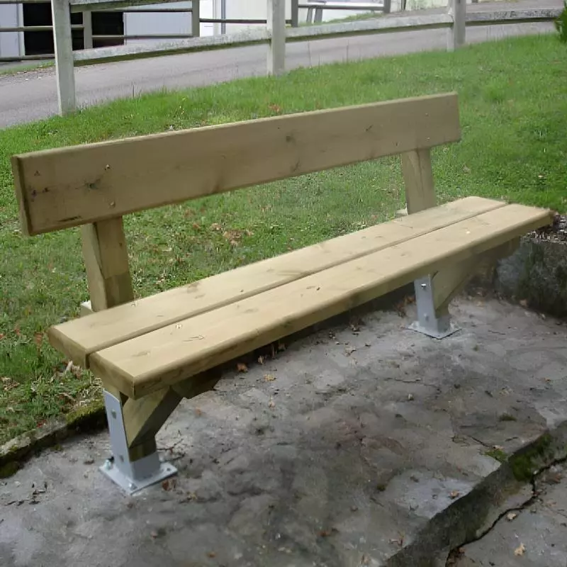 Banc urbain en bois